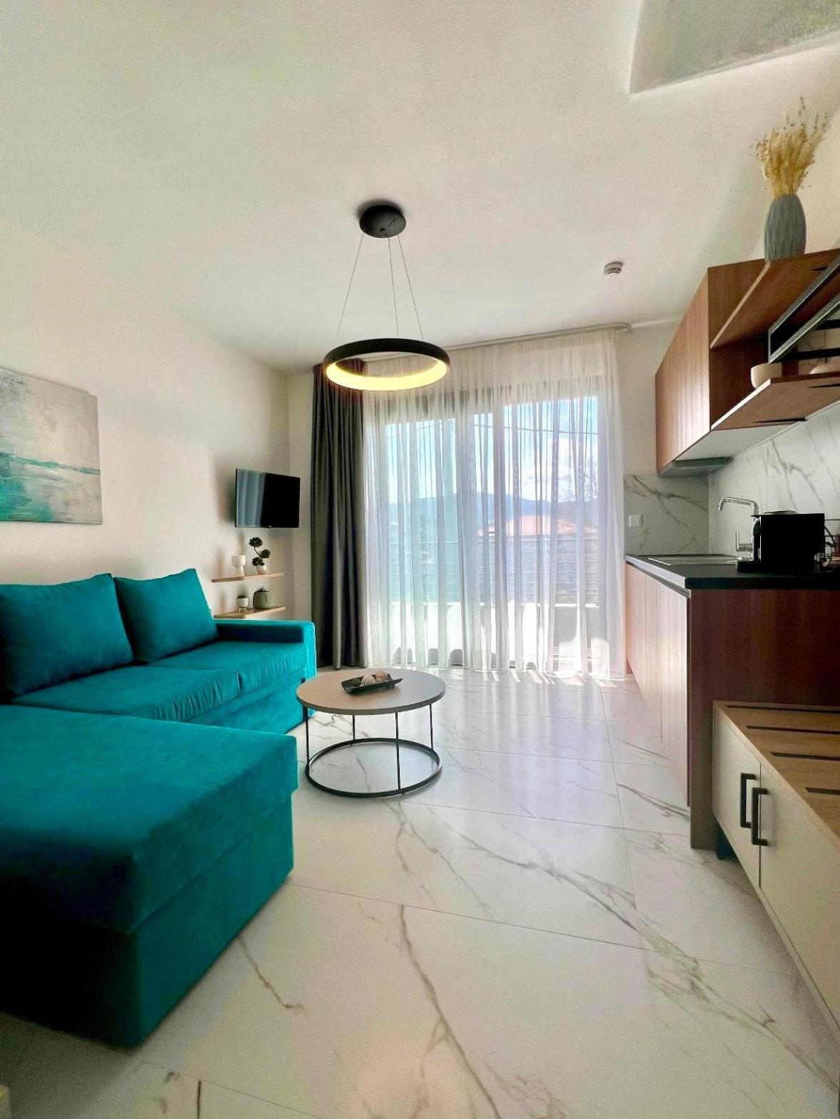 سارتي Four Shades Luxury Suites المظهر الخارجي الصورة