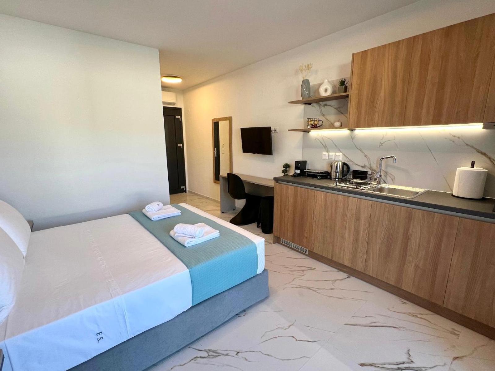 سارتي Four Shades Luxury Suites المظهر الخارجي الصورة